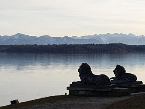Central Starnberg And Surrounded By Nature エクステリア 写真